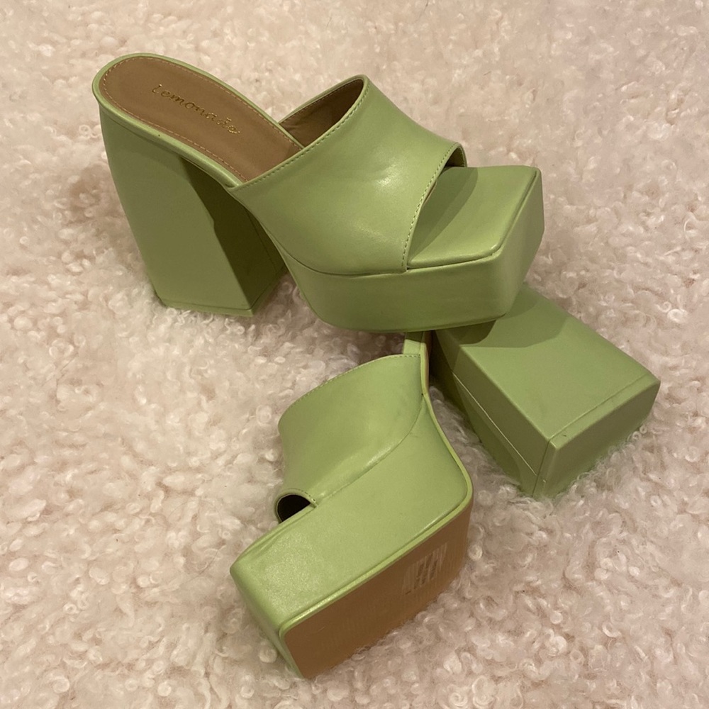 70s platform jade green heels